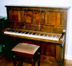 DJF piano 2.jpg (30159 bytes)